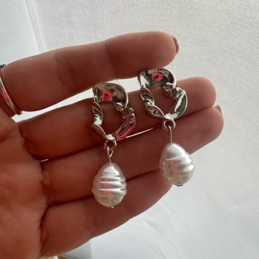 Aros plateados con Perla